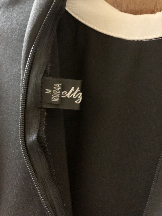 Kôyne M razmer 60 000 платье М размер 60 000