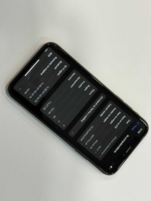 iPhone XR 128GB - 79%