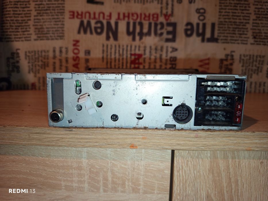 Авто Касетофон "Clarion" CRX 91R