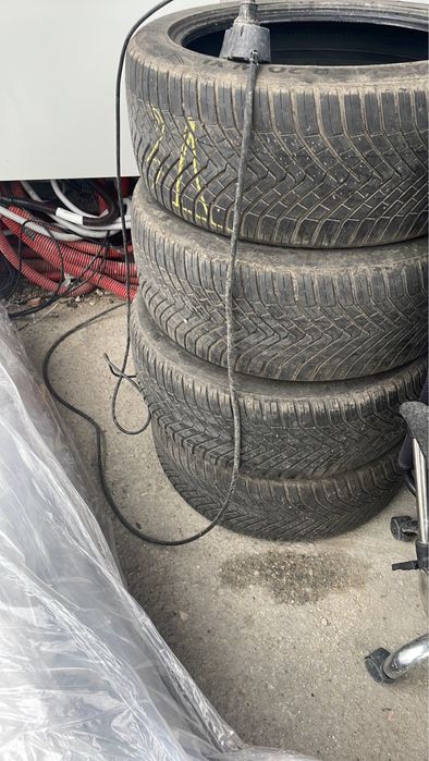 Комплект Гуми употребявани всесезонни