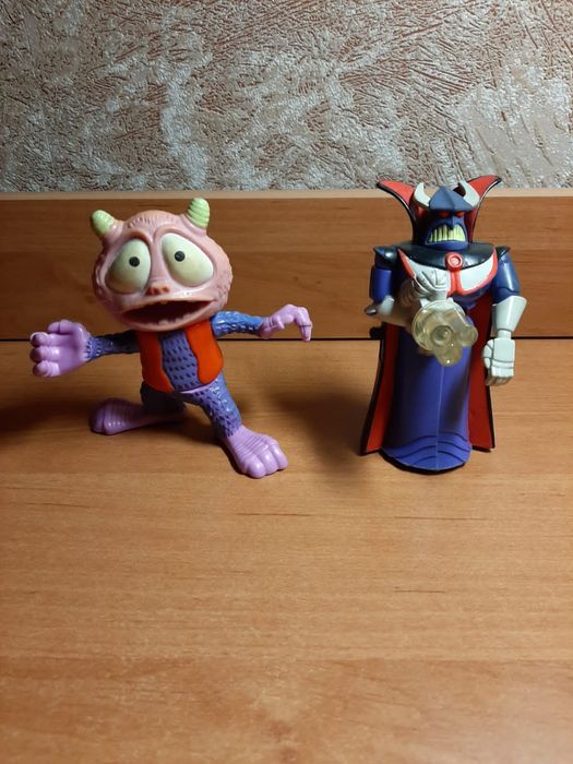 Разные детские игрушки