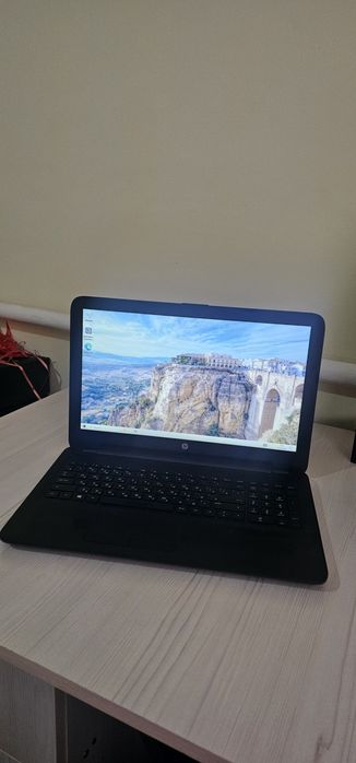Ноутбук НР ssd 256гб