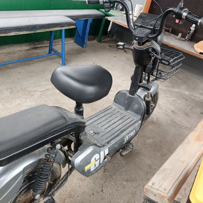 Продам мопед ветро едит около 50 км ч