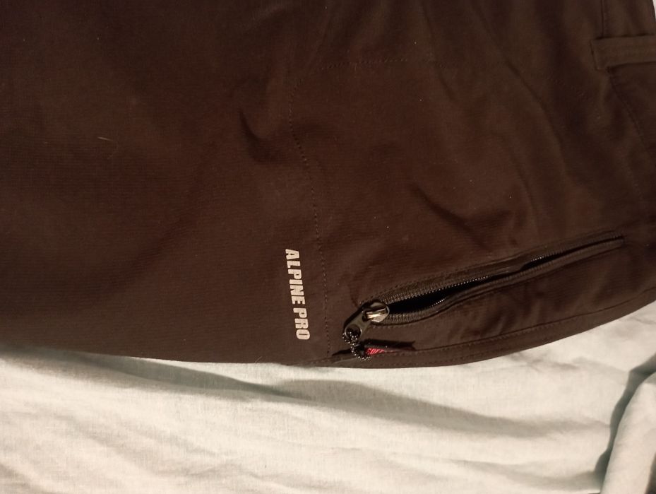 Pantaloni sport munte