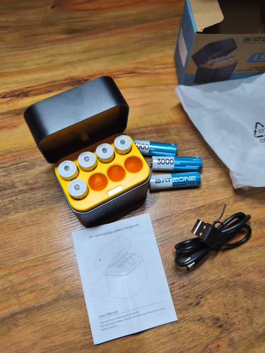 НОВИ акумулаторни AA батерии, 8 броя, 1600 цикъла, 1.5V 3000mWh...