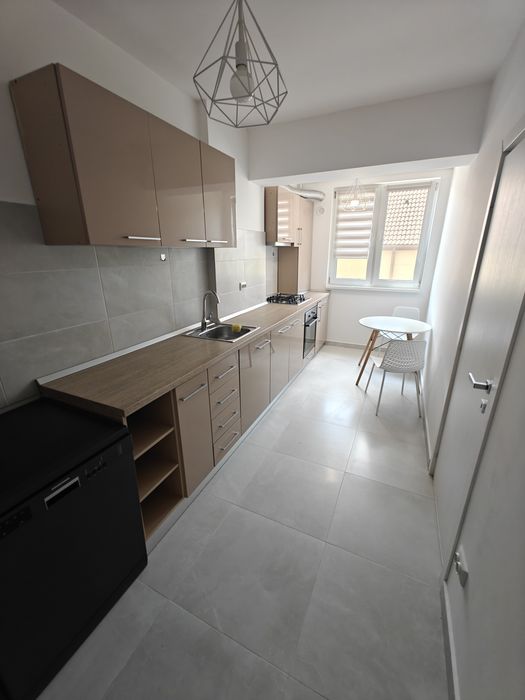 Închiriez apartament happy residence 2