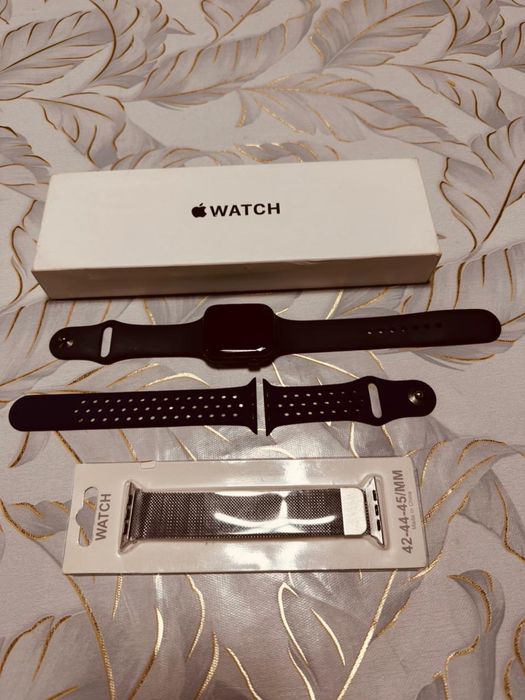 Продам iPhone 16 Pro + Apple Watch