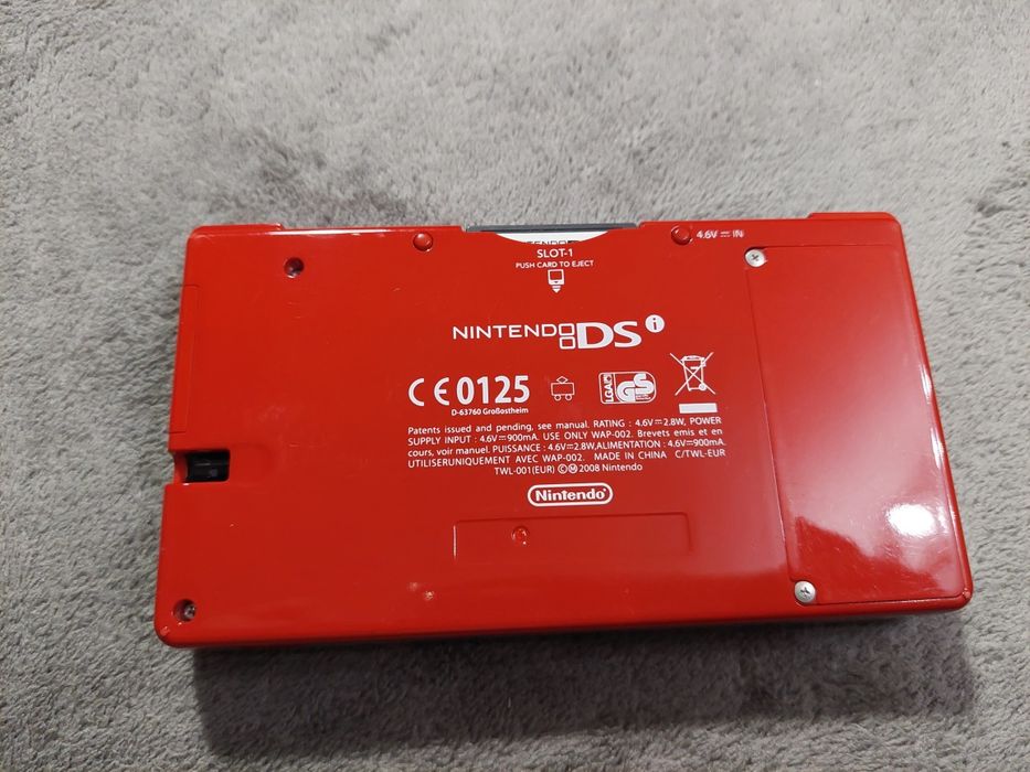 Конзола Nintendo DS i
