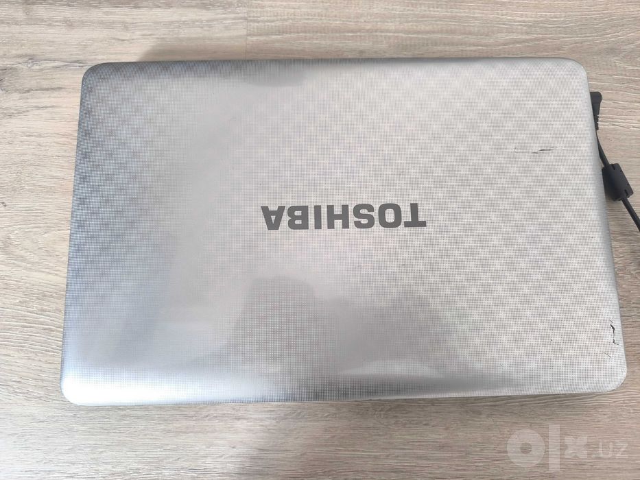 Продам ноутбук Срочно. Toshiba i5