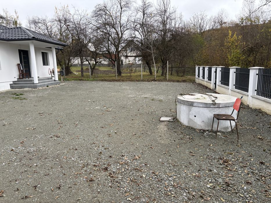 Vand casa in Dorolea