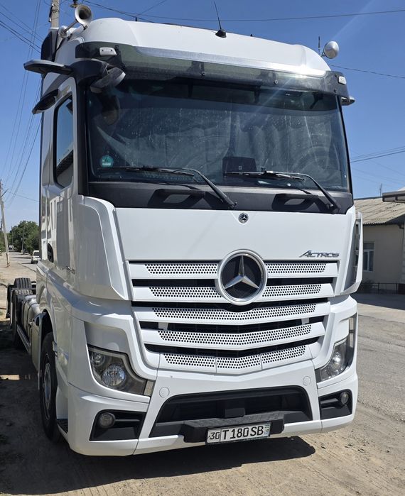 Mercedes actros Шасси сотилади холати аьло