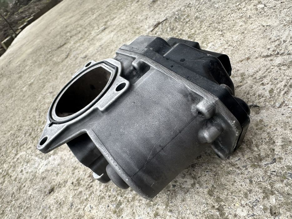 ЕГР/EGR клапан Audi VW 2.0 TDI 143к.с