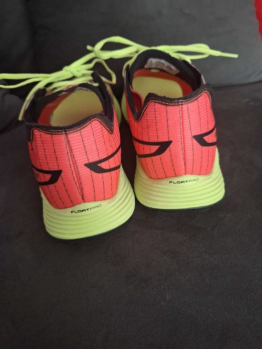 Продавам Маратонки MERRELL