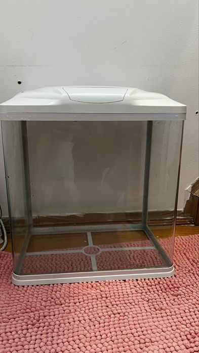 Vand acvariu folosit