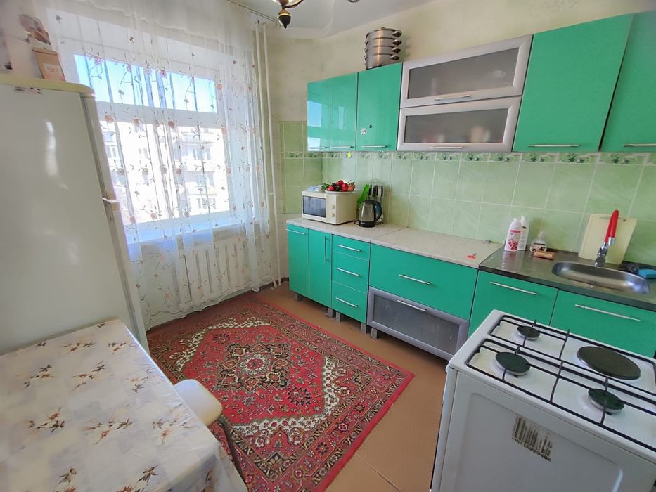 Продам 3 х комн квар. 6-87,  5 этаж.