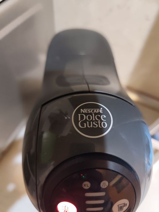 Продавам Кафемашина Долче Густо