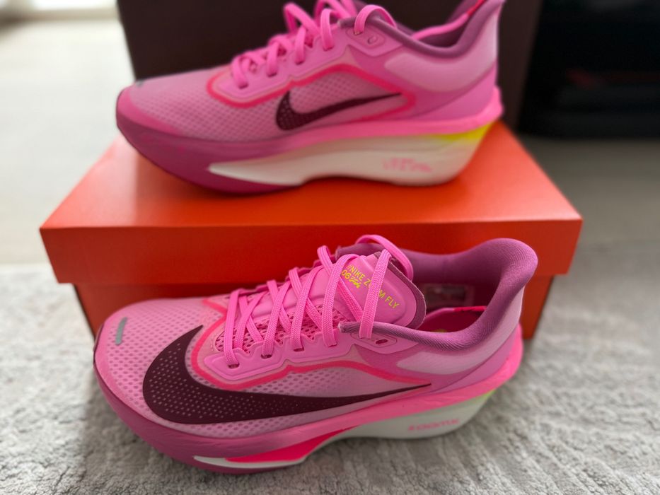 Дамски маратонки Nike Zoom Fly6