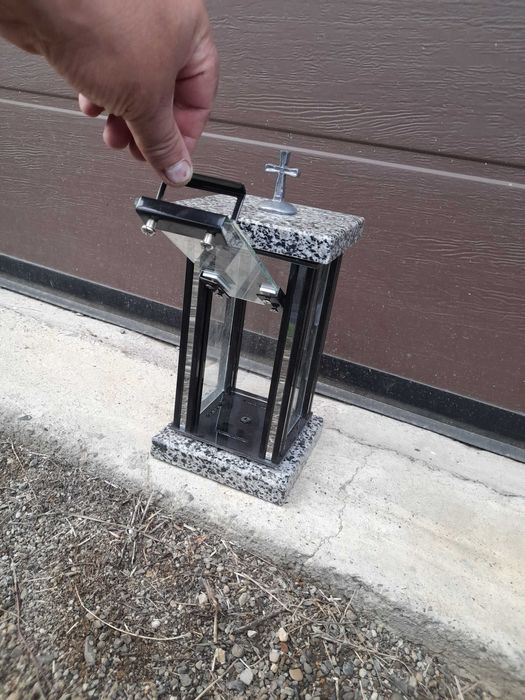 Felinar cimitir din granit modele diferite