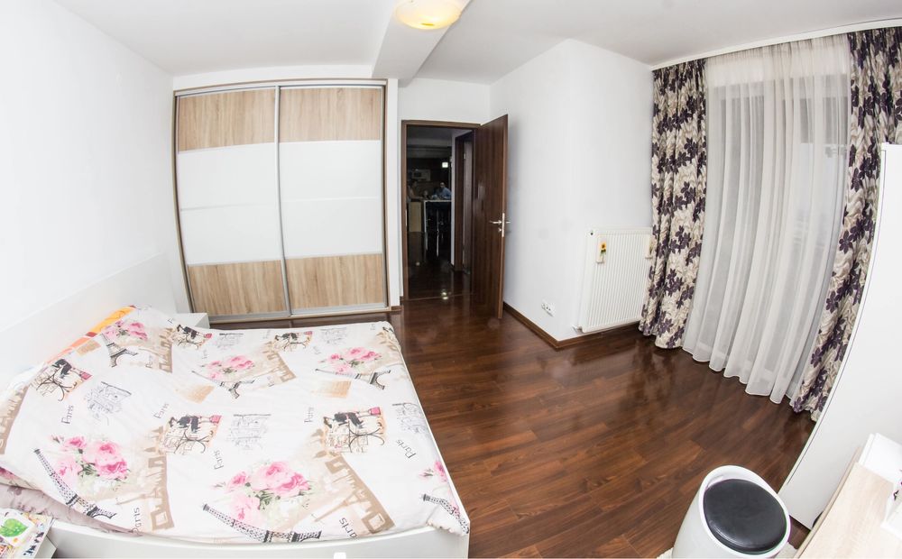 Apartament 3 camere de inchiriat cu garaj