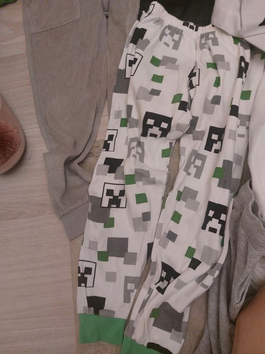Пакет вещей для мальчика на 6- 8 лет