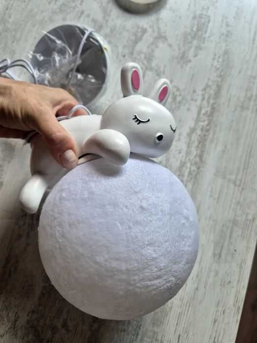 Детска лампа зайче