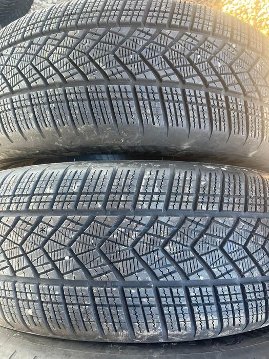 235/60 r20 de iarna 4 buc ca noi GOODYEAR