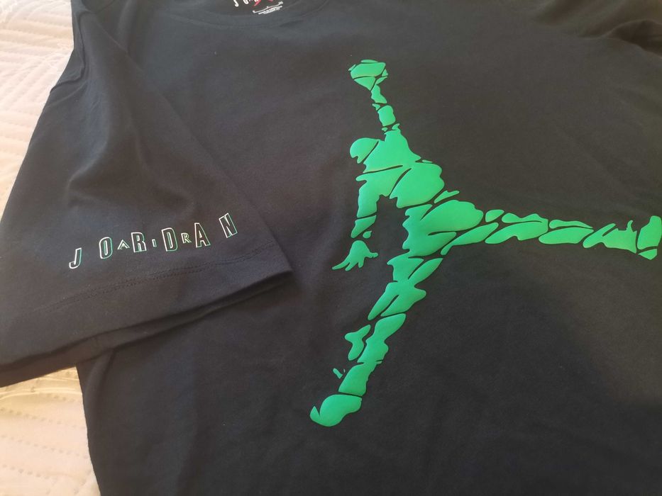 Tricou nou Jordan
