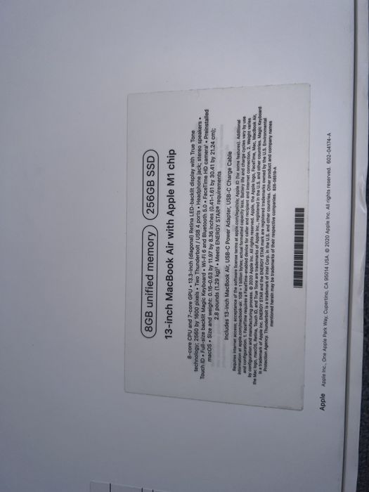 Продаю 13-inch MacBook Air with Apple M1 chip