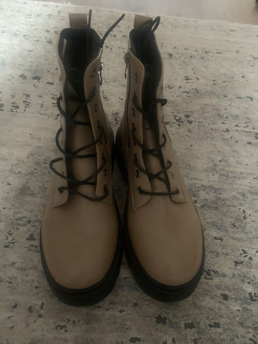 Ботинки женские