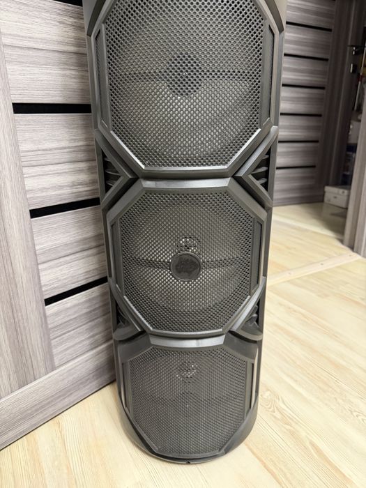 Продам колонку с микрофоном