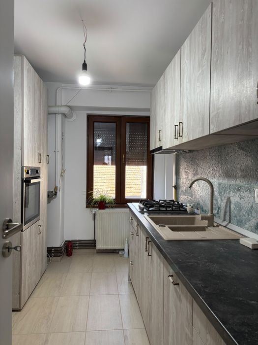 Inchiriez apartament cu 4 camere Timisoara direct de la proprietar