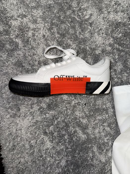 OFF WHITE vulcanized canvas white