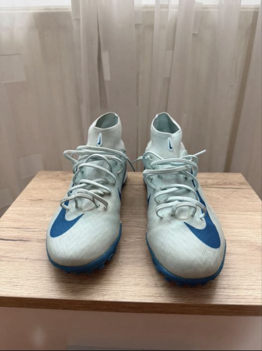 Ghete de fotbal nike
