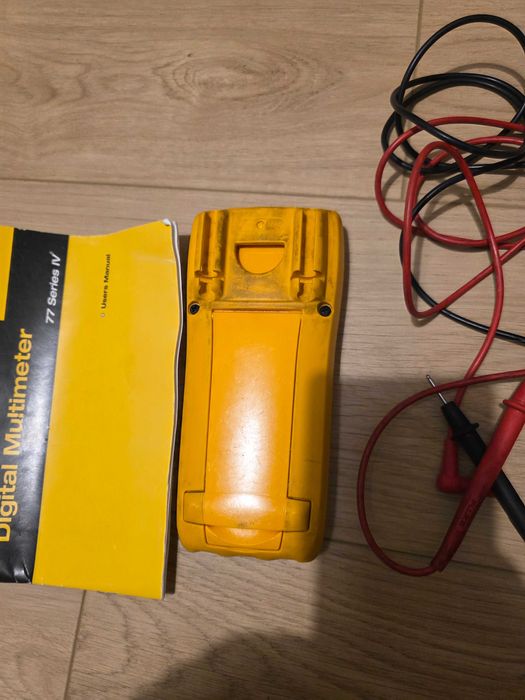 Fluke 77 lV multimeter