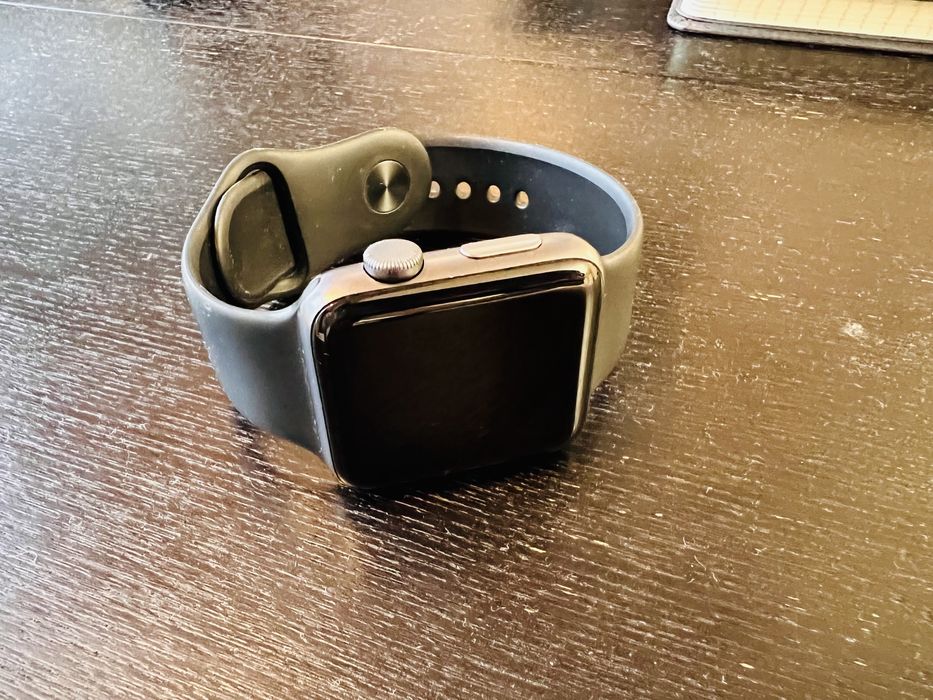 Apple Watch Series 3, 42 mm в идеале