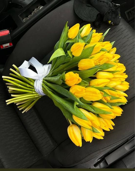 Тюльпаны крупные 750 тг .доставка