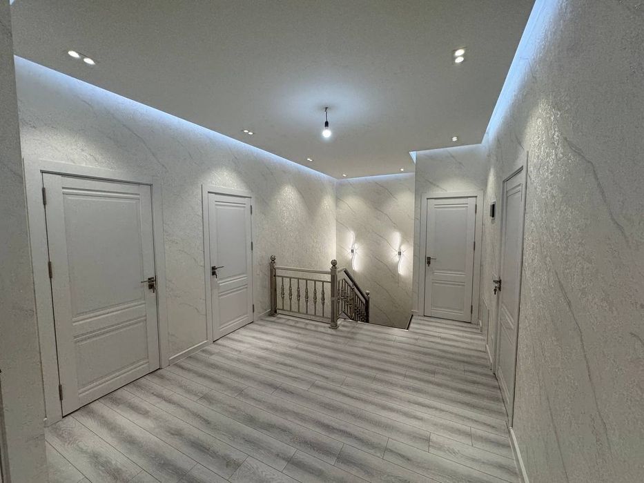 Продам 5-ти комнатный дом в янгихаетском районе Старые Сергели. 2этажа