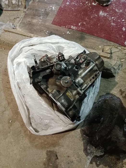 Каробка Шевралет Авео 1.2