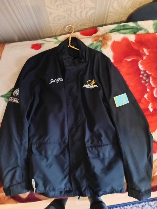 Ветровка Астана.