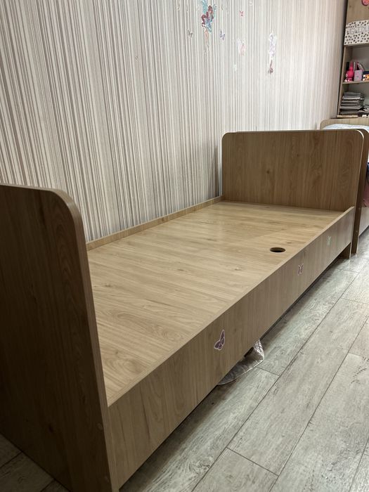 Кровать подростковая