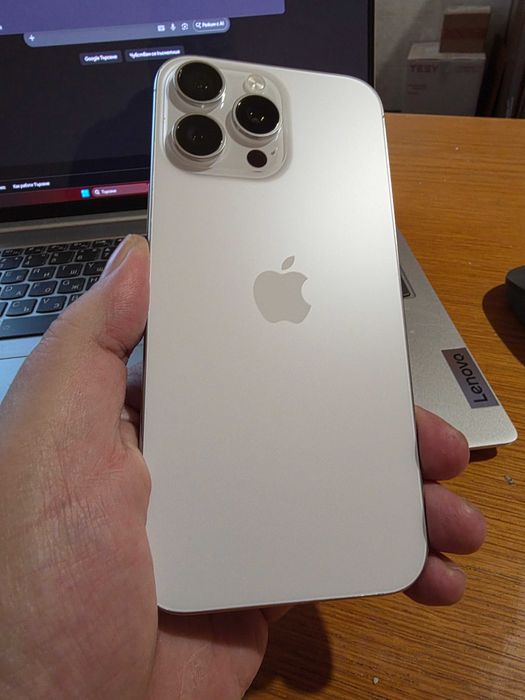 IPHONE 16 pro max white titanium 256/8gb