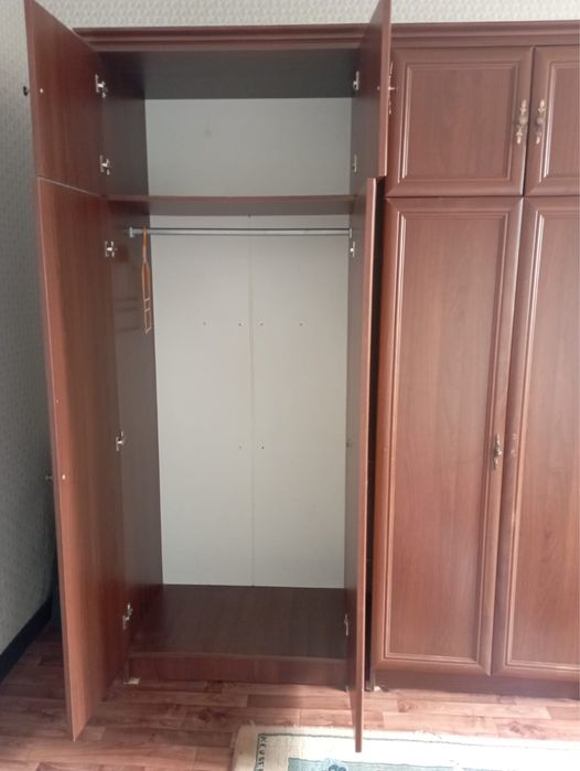 Продается шкафы