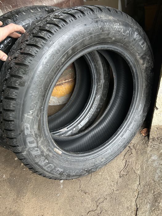 Dunlop Winter Sport 5 205/60/16