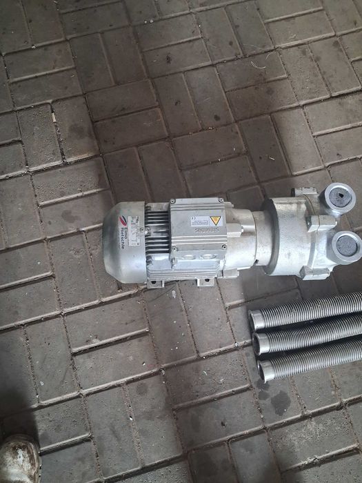 Pompă Vid Inel Lichid Elmo Rietschle 3.85 kW NOUĂ (Model 2BV2071-0NC03-1S