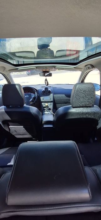 Vând Nissan Qashqai+2 an 2012