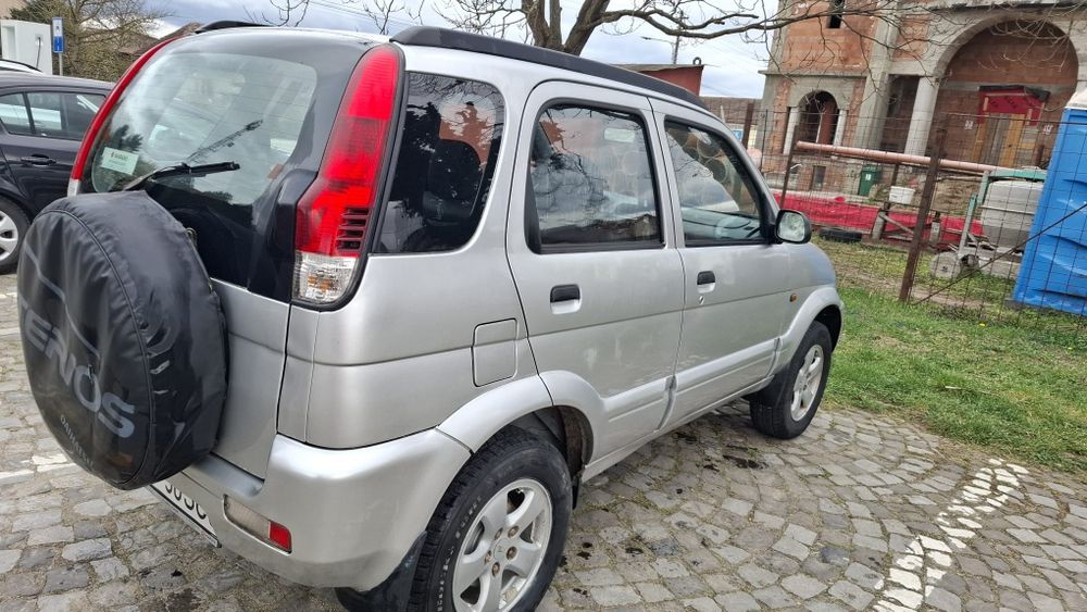 Vand jeep daihatsu