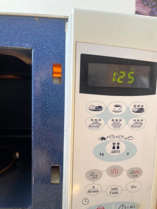 Продам микроволновую печь