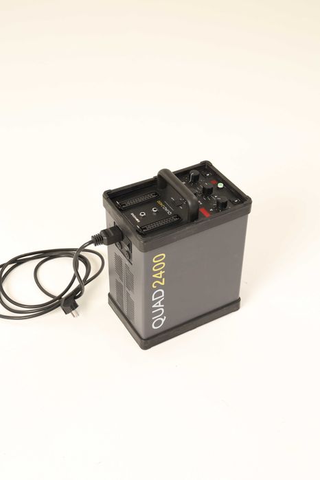 Комплект Bowens - генератор, глава и кръгова светкавица