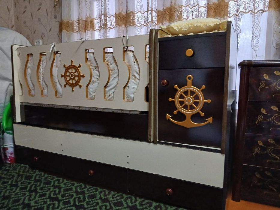 Колыбель почти новый