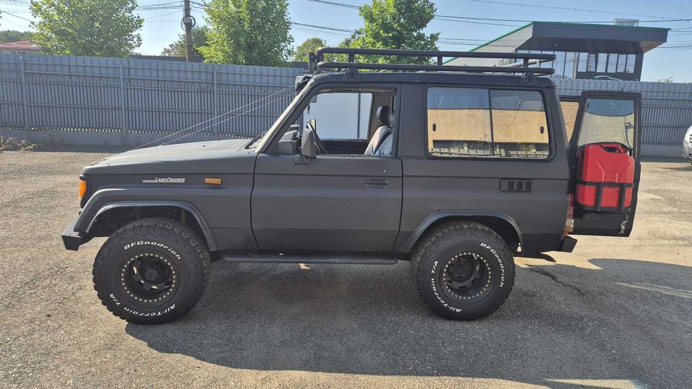 Land Cruiser off road